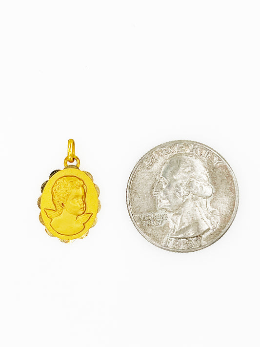 Michelangelo Depiction of Baby Jesus Pendant in 18k Yellow Gold