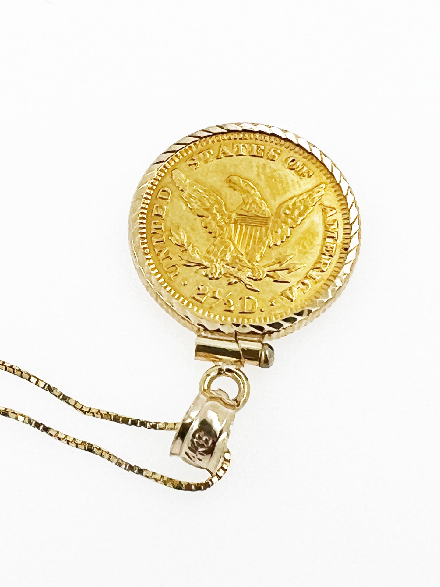 1905 $2.5 Liberty Quarter Pendant (21.6k) in 14k Yellow Gold Mounting