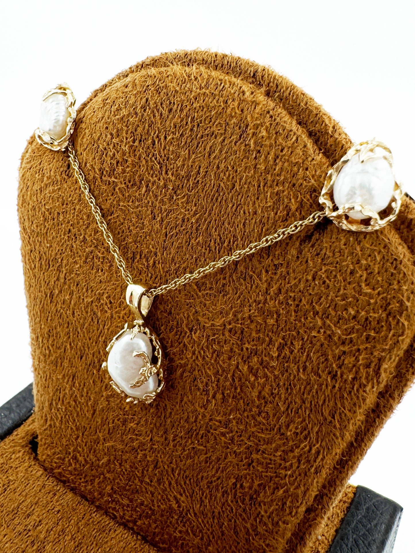 Baroque Pearl Set in 14k Yellow Gold