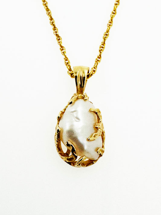 Baroque Pearl Set in 14k Yellow Gold