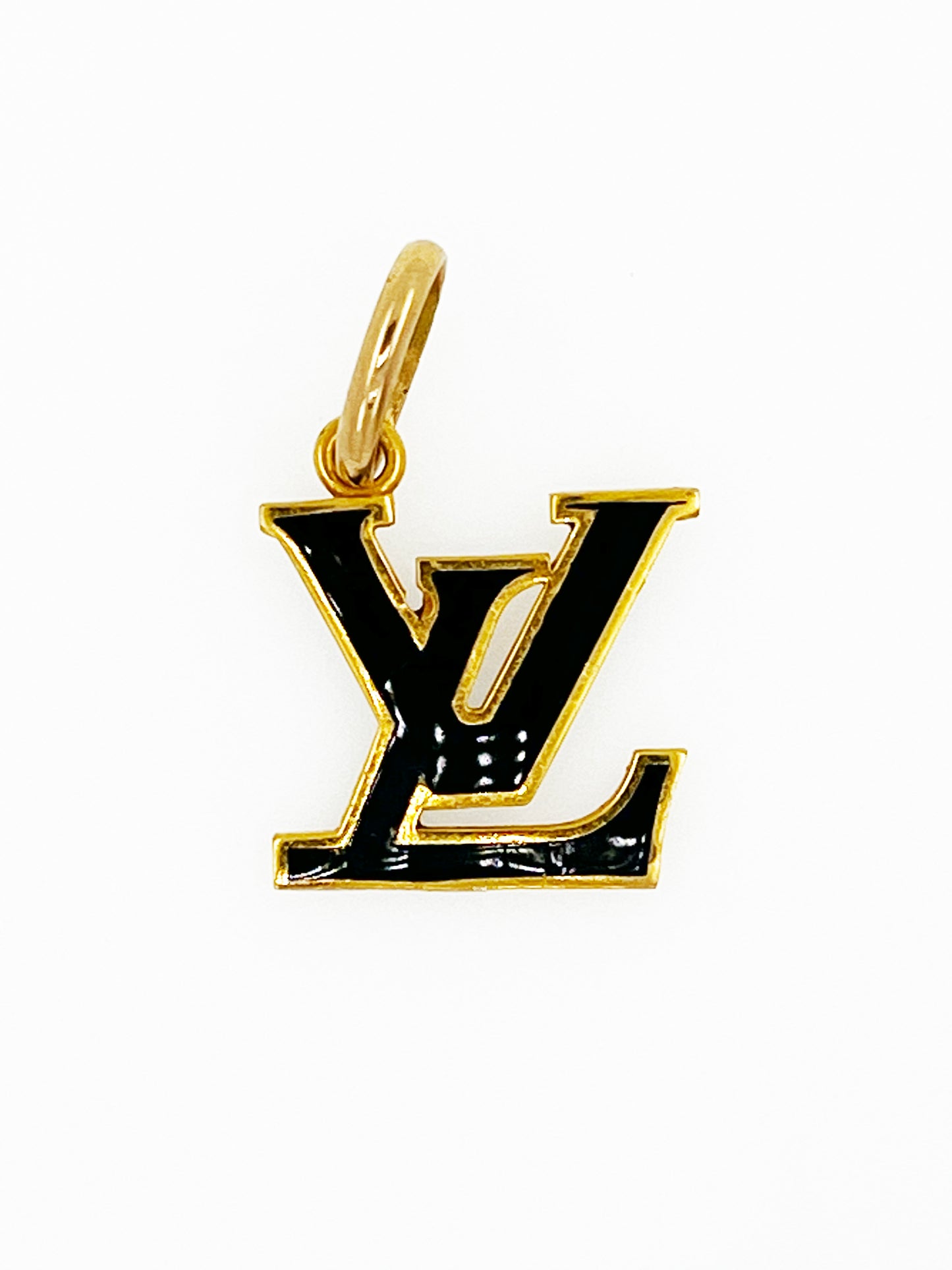 LV Pendant in 22k Yellow Gold & Enamel