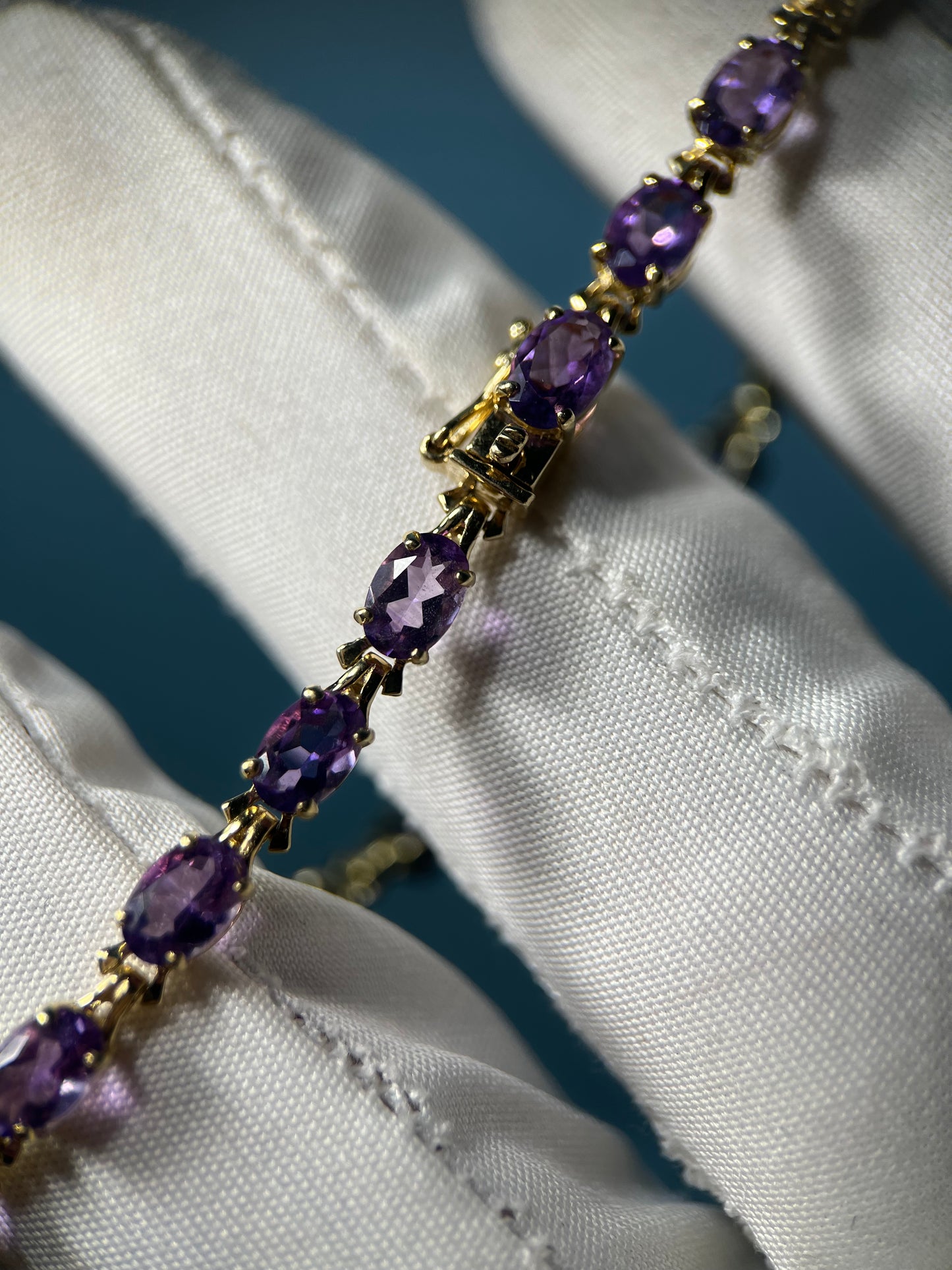 Amethyst Tennis Bracelet in 14k Yellow Gold