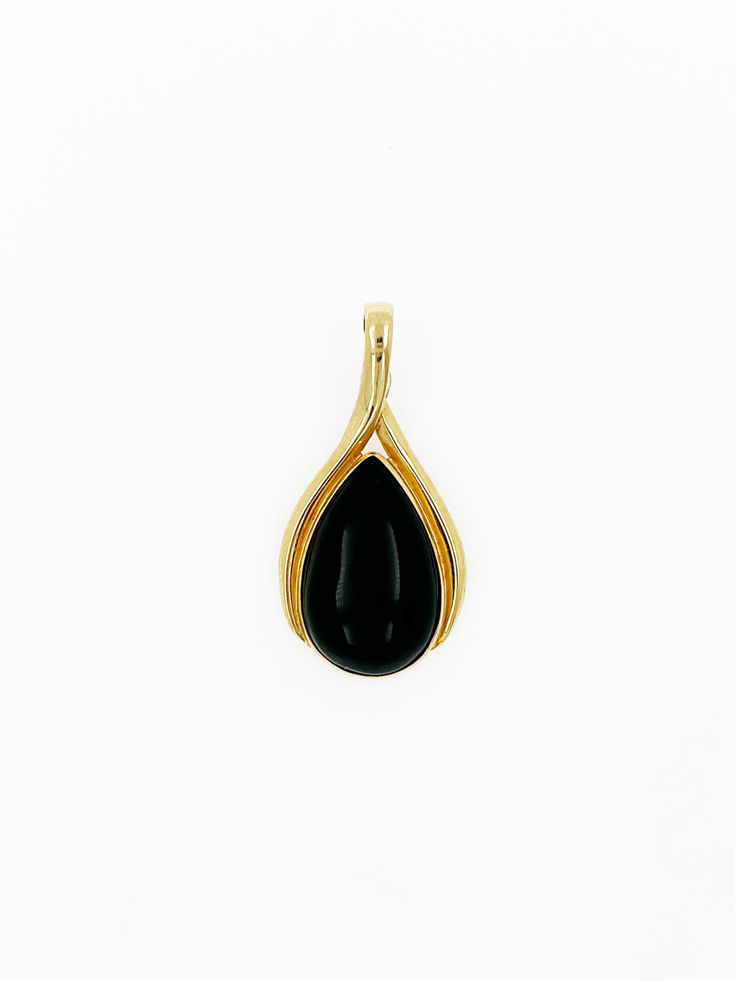 Pear Shaped Onyx Cabochon Pendant in 14k Yellow Gold
