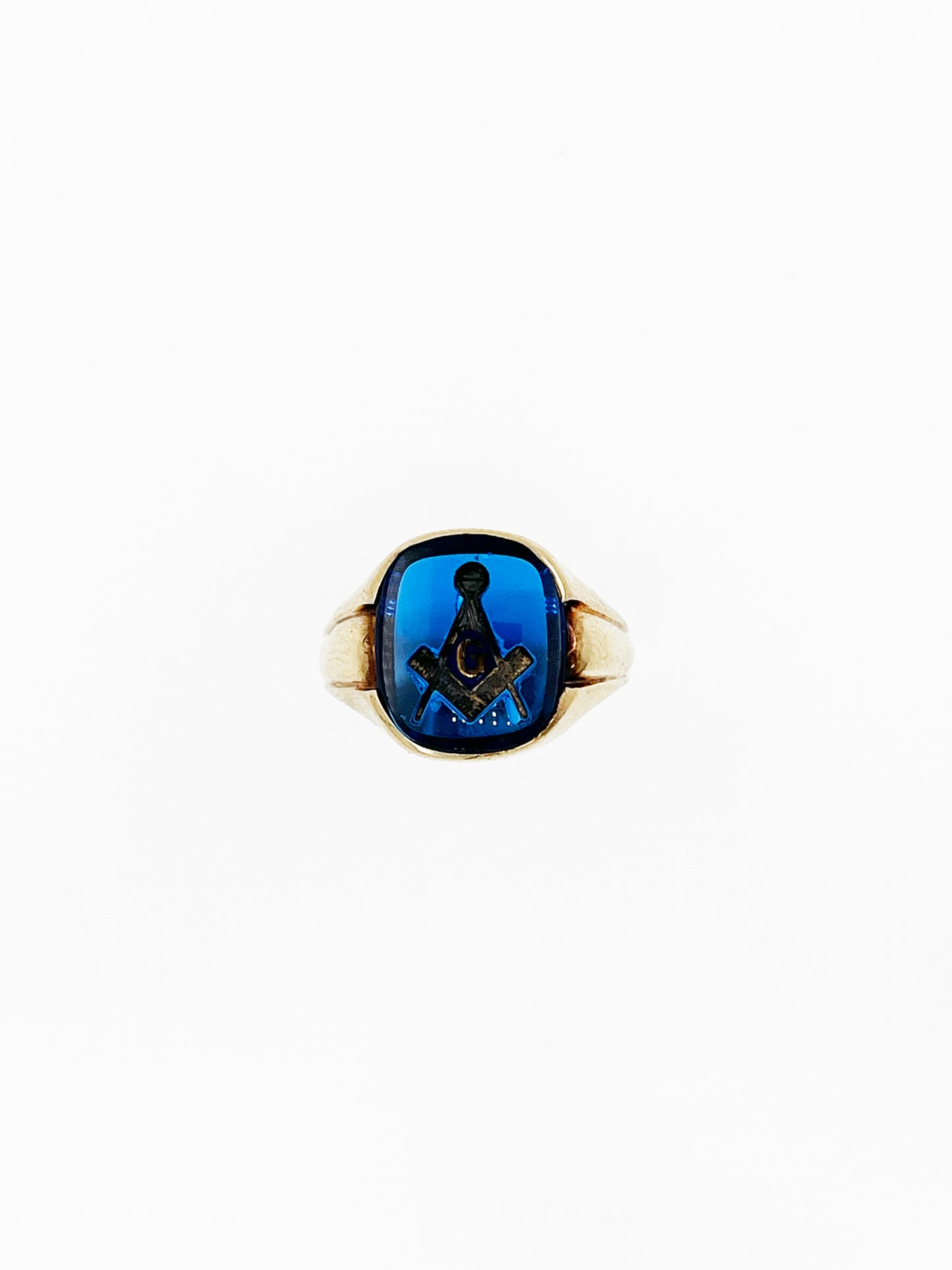 Antique Carved Blue Sapphire Mason Ring in 10k Yellow Gold