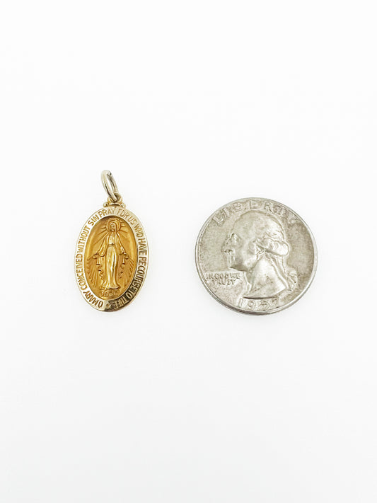 Virgin Mary Pendant in 14k Yellow Gold