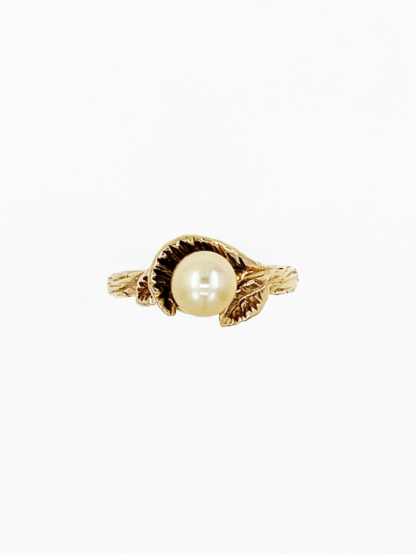 Antique Hand Carved Leafy Pearl Ring in 14k Yellow Gold